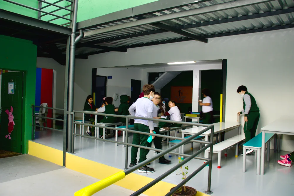 Almoço balanceado incluso no período integral do Colégio Harmonia em São Mateus SP